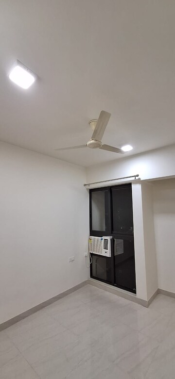 Furnished Amenities in 1 BHK Apartment at Lodha Crown Quality Homes, Majiwada – for Rent