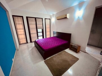 Master Bedroom in 4 BHK Villa at Vipul Tatvam Villas, Sector 48 – for Sale