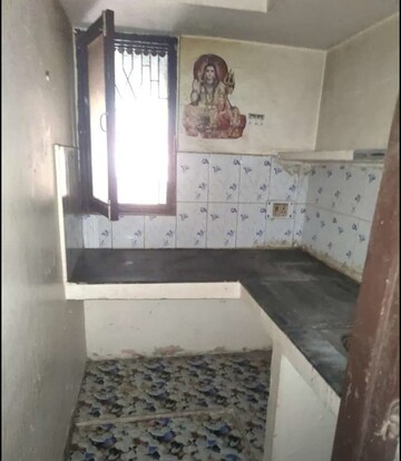 Kitchen in 1 BHK Builder Floor at Aliganj – for Rent