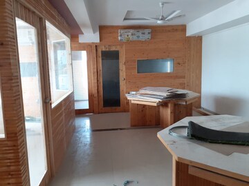  Office Space For Rent in Old Padra Road