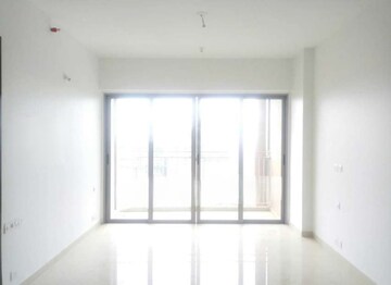 2 BHK Apartment For Rent in Kalpataru The Sunrise, Kolshet Road