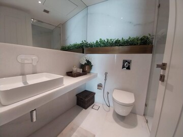 Bathroom in 4 BHK Apartment at Lokhandwala Minerva Mahalaxmi, Mahalaxmi – for Sale