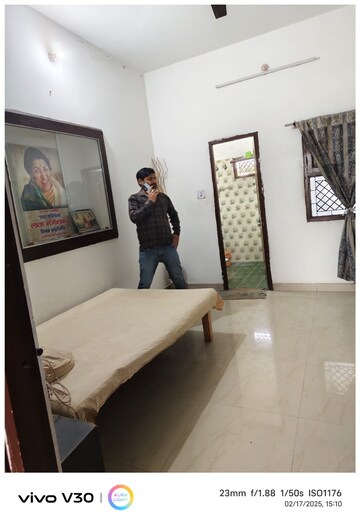 Bedroom in 2 BHK Independent House at Gomti Nagar – for Rent