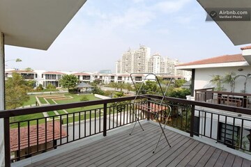 Balcony in 5 BHK Villa at Vipul Tatvam Villas, Sector 48 – for Sale