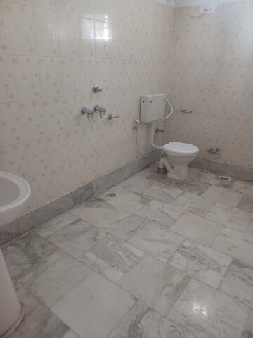 Bathroom in 3 BHK Independent House at Rajpur Road – for Rent