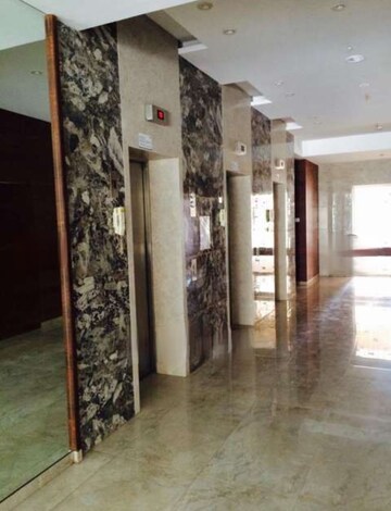 Lift in 2 BHK Apartment at Dosti Group Imperia, Manpada – for Rent