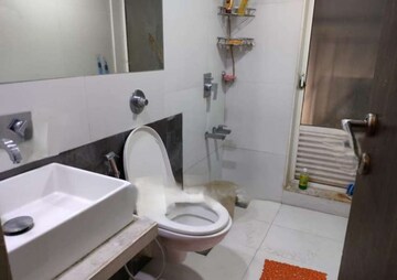 Master Bedroom in 2 BHK Apartment at Dosti Group Imperia, Manpada – for Rent