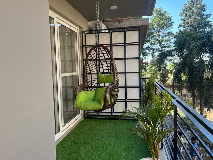 Balcony, vip road 3 Bedroom 1910 Sq.Ft. Apartment In Vip Road Zirakpur 8212820