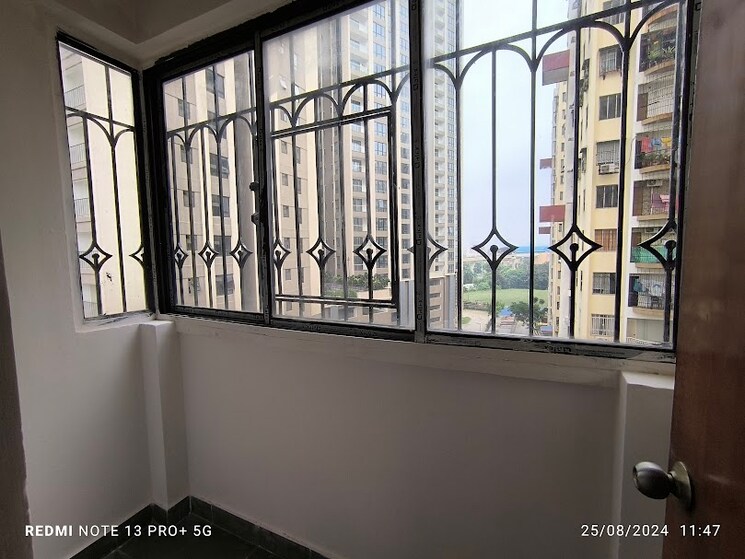 Balcony, bengal-peerless-avidipta 3.5 Bedroom 1896 Sq.Ft. Apartment In Em Bypass Kolkata 8212822