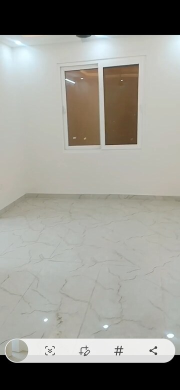 Room in 2 BHK Builder Floor at Aman Vihar – for Rent