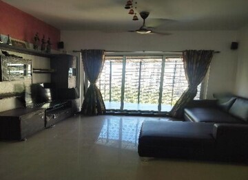 Living Room in 2 BHK Apartment at Manpada – for Rent