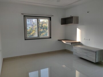 Room in 3 BHK Apartment at Hill View Banjara Hills, Banjara Hills – for Rent