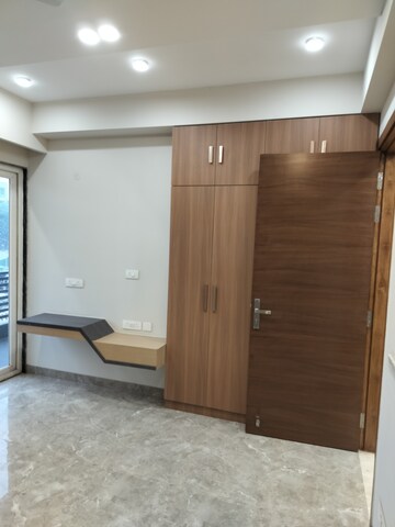 Room in 3 BHK Builder Floor at Sector 95 – for Sale