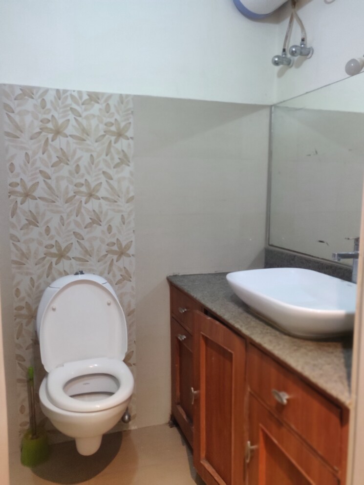 Bathroom, sv-mansion-banjara-hills 2 Bedroom 1400 Sq.Ft. Apartment In Banjara Hills Hyderabad 8212897