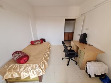 Team Area in 2 BHK Apartment at Purva Silversands, Mundhwa – for Rent
