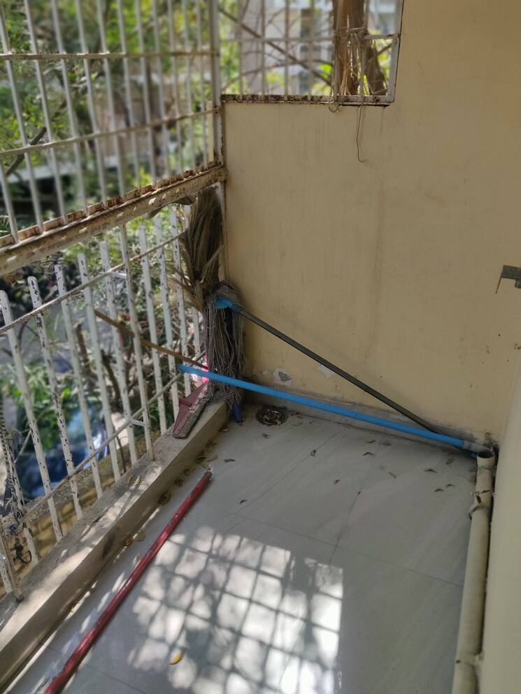 Balcony, sv-mansion-banjara-hills 2 Bedroom 1400 Sq.Ft. Apartment In Banjara Hills Hyderabad 8212897