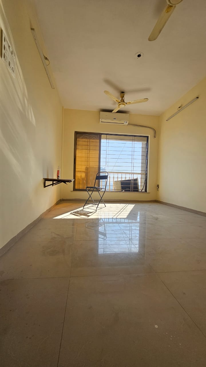 1 BHK + Extra Room 450 Sq.Ft. Apartment in Unique Aurum