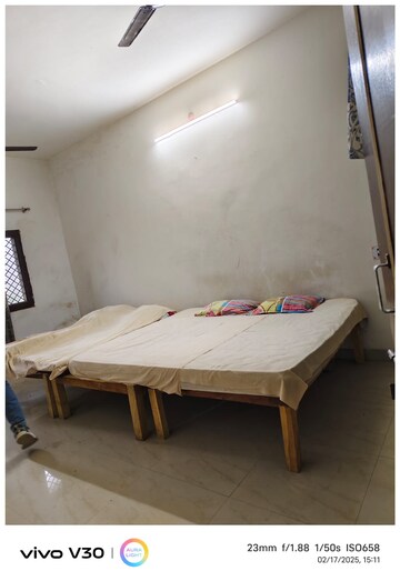Bedroom in 1 BHK Independent House at Gomti Nagar – for Rent