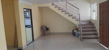 Room in 4 BHK Villa at Hoshangabad Road – for Rent