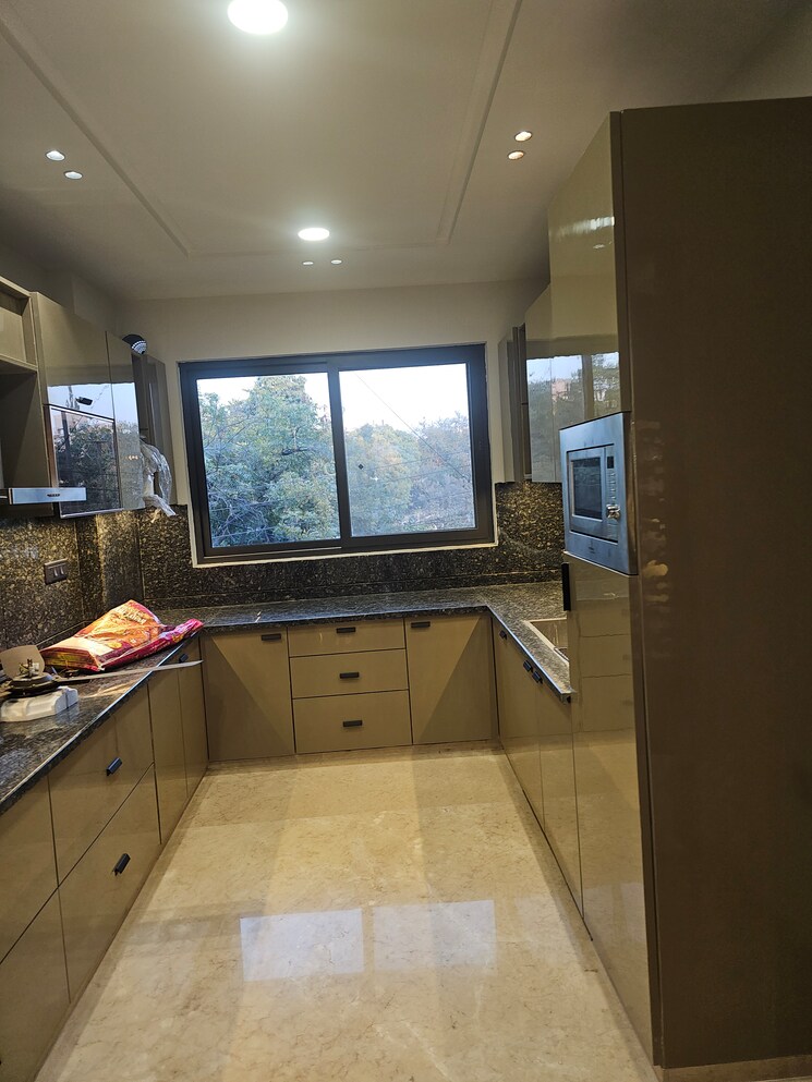 Kitchen, ramprastha colony 4 Bedroom 240 Sq.Yd. Builder Floor In Ramprastha Colony Ghaziabad 8212909