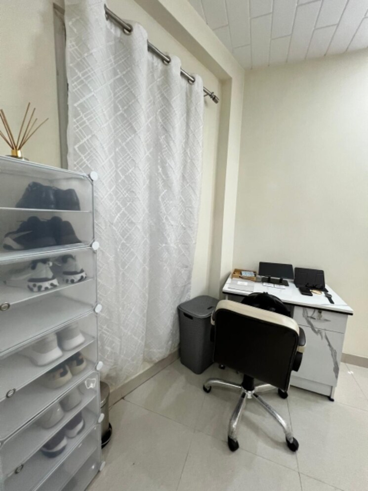 Master Bedroom, adani-samsara-vilasa 4 Bedroom 275 Sq.Yd. Builder Floor In Sector 63 Gurgaon 8212954