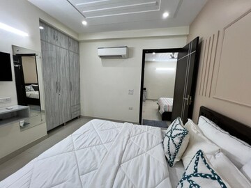 Bedroom in 4 BHK Builder Floor at Adani Samsara Vilasa, Sector 63 – for Sale