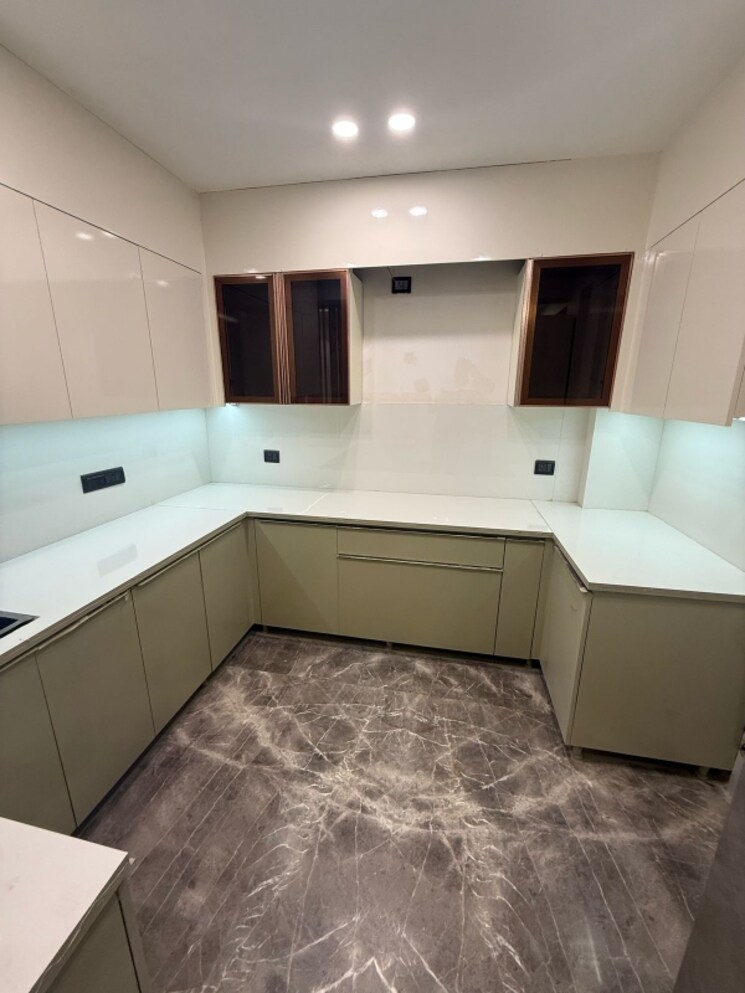 Kitchen, adani-samsara-vilasa 4 Bedroom 275 Sq.Yd. Builder Floor In Sector 63 Gurgaon 8212954