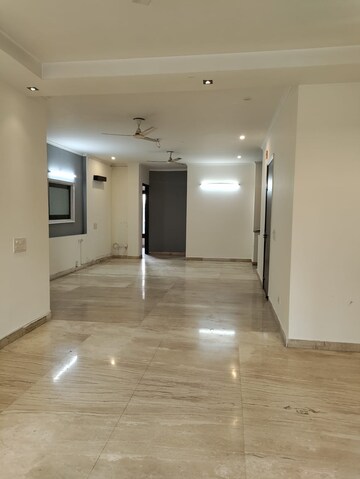 Room in 3 BHK Builder Floor at Kohli One Malibu Town, Sector 47 – for Rent