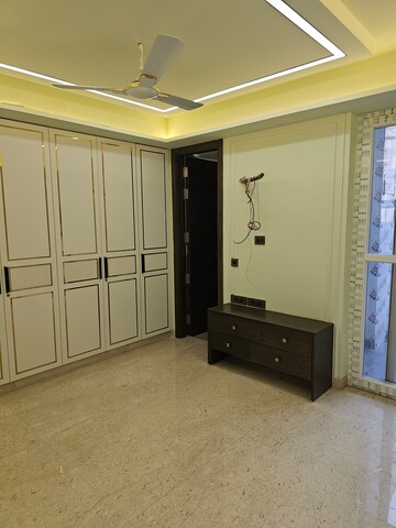 Furnished Amenities in 6 BHK Independent House at Ramprastha Colony – for Sale