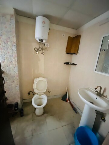 Bathroom in 3 BHK Apartment at Gardenia Golf City, Sector 75 – for Rent