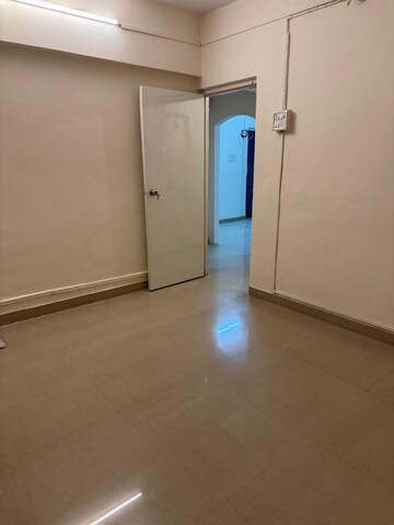 Bedroom in 1 BHK Apartment at Andheri West – for Rent