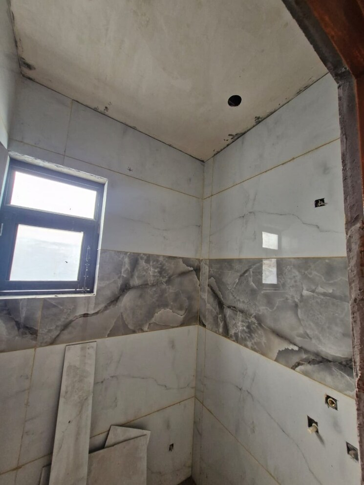 Bathroom, dhakoli village 2 Bedroom 900 Sq.Ft. Independent House In Dhakoli Village Zirakpur 8212970