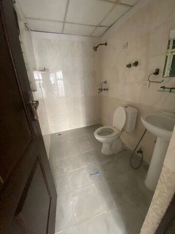 Bathroom in 3 BHK Apartment at Gardenia Gateway, Sector 75 – for Rent