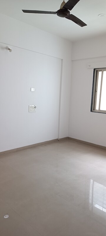 Room in 2 BHK Apartment at Yashada Panache, Wakad – for Rent