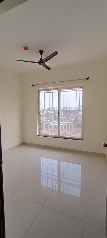 Room in 2.5 BHK Apartment at Kolte Patil Life Republic, Hinjewadi – for Rent