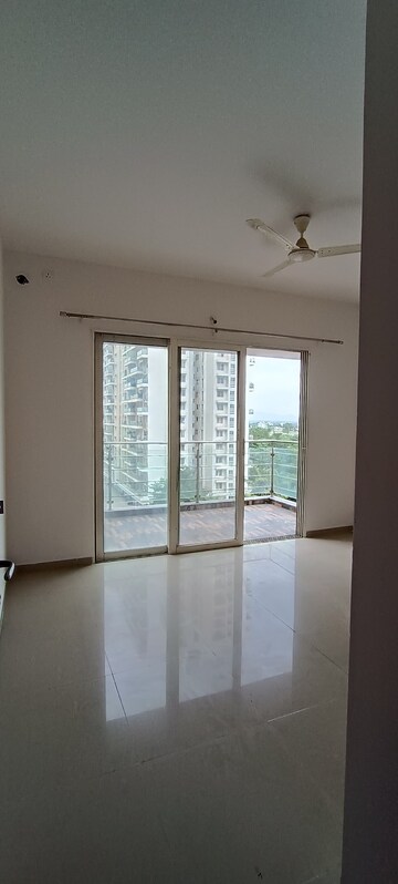 Room in 3 BHK Apartment at Kolte Patil Life Republic Sec R7 7th Avenue I, Hinjewadi – for Rent