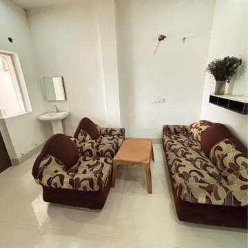 Living Room in 1 BHK Apartment at Basant City – for Rent