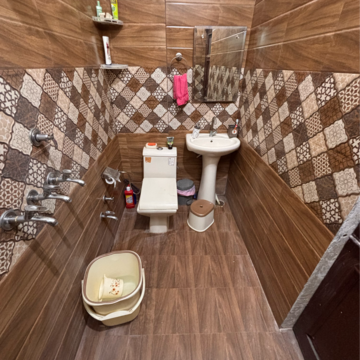 Attached Bathroom in 1 BHK Apartment at Brs Nagar – for Rent