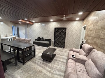 Master Bedroom in 1 BHK Apartment at Andheri West – for Rent