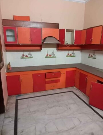 Kitchen in 2 BHK Independent House at Gomti Nagar – for Rent