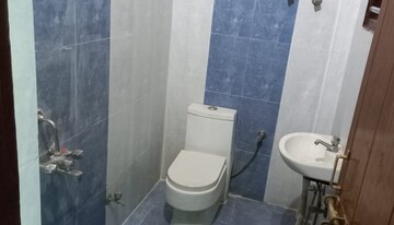 Bathroom in 2 BHK Independent House at Gomti Nagar – for Rent