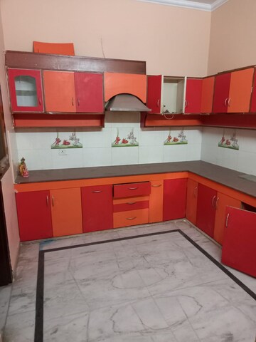 Kitchen in 2 BHK Independent House at Gomti Nagar – for Rent