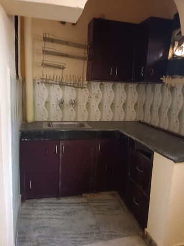 Kitchen in 1 BHK Builder Floor at Sector 57 – for Rent