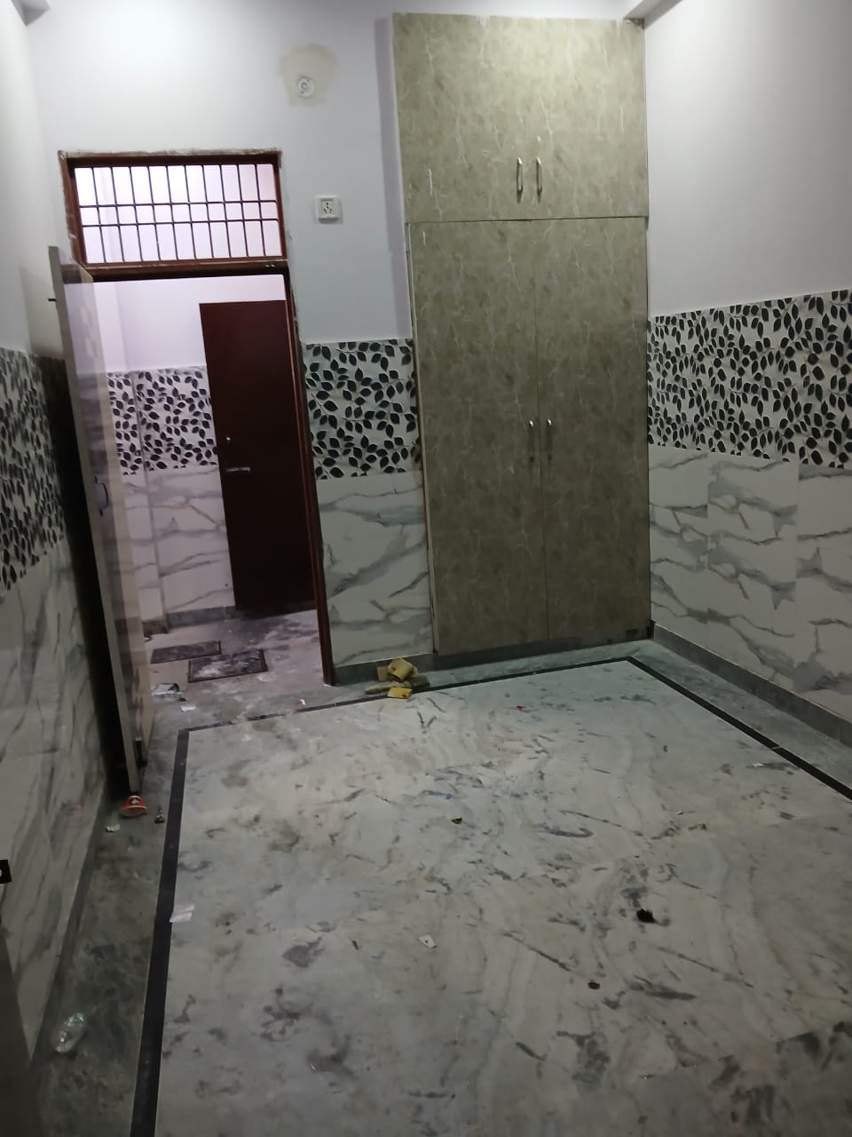 4 BHK + Servant Room Independent House For Sale in New Friends Colony