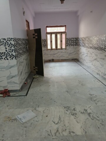 Parking in 4 BHK Independent House at New Friends Colony, Sanjay Nagar – for Sale