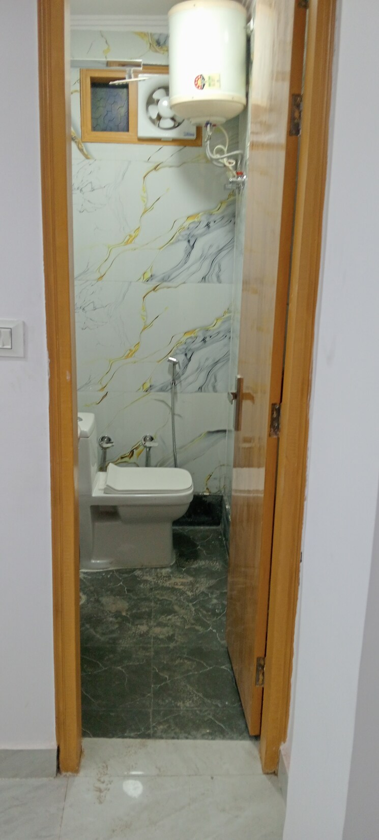 Bathroom, govindpuri 1 Bedroom 370 Sq.Ft. Builder Floor In Govindpuri Delhi 8213306