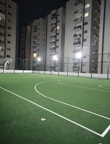 Parking in 3 BHK Apartment at Puppalaguda – for Rent