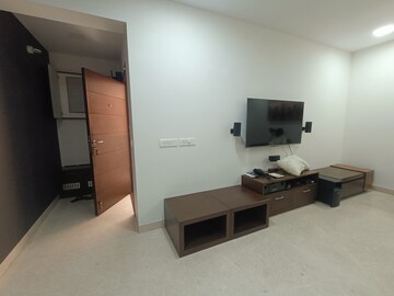 Master Bedroom in 3 BHK Apartment at Nungambakkam – for Rent