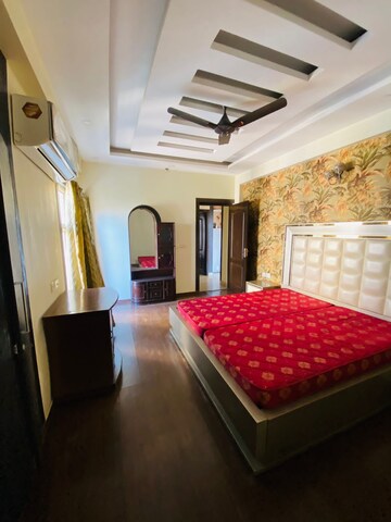 Bedroom in 3 BHK Apartment at Amrapali Silicon City, Sector 76 – for Rent
