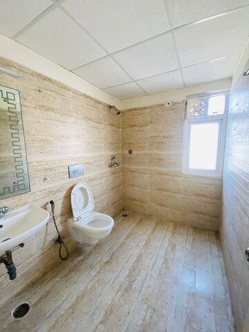 Bathroom in 3 BHK Apartment at Amrapali Silicon City, Sector 76 – for Rent